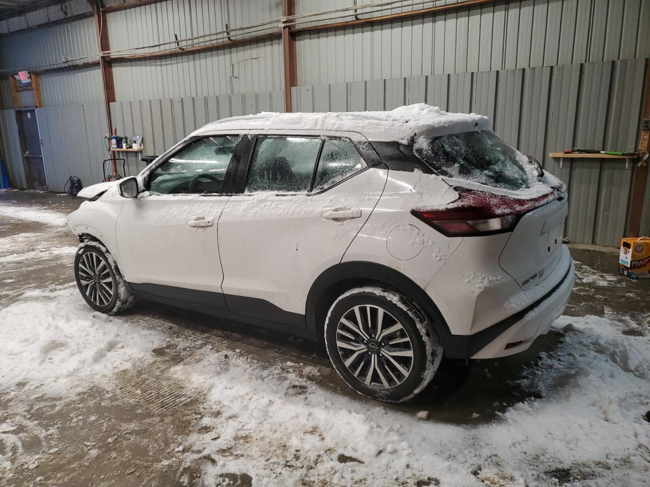 2022 Nissan Kicks - Image 2