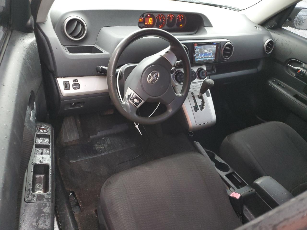 2008 Scion xB - Image 8