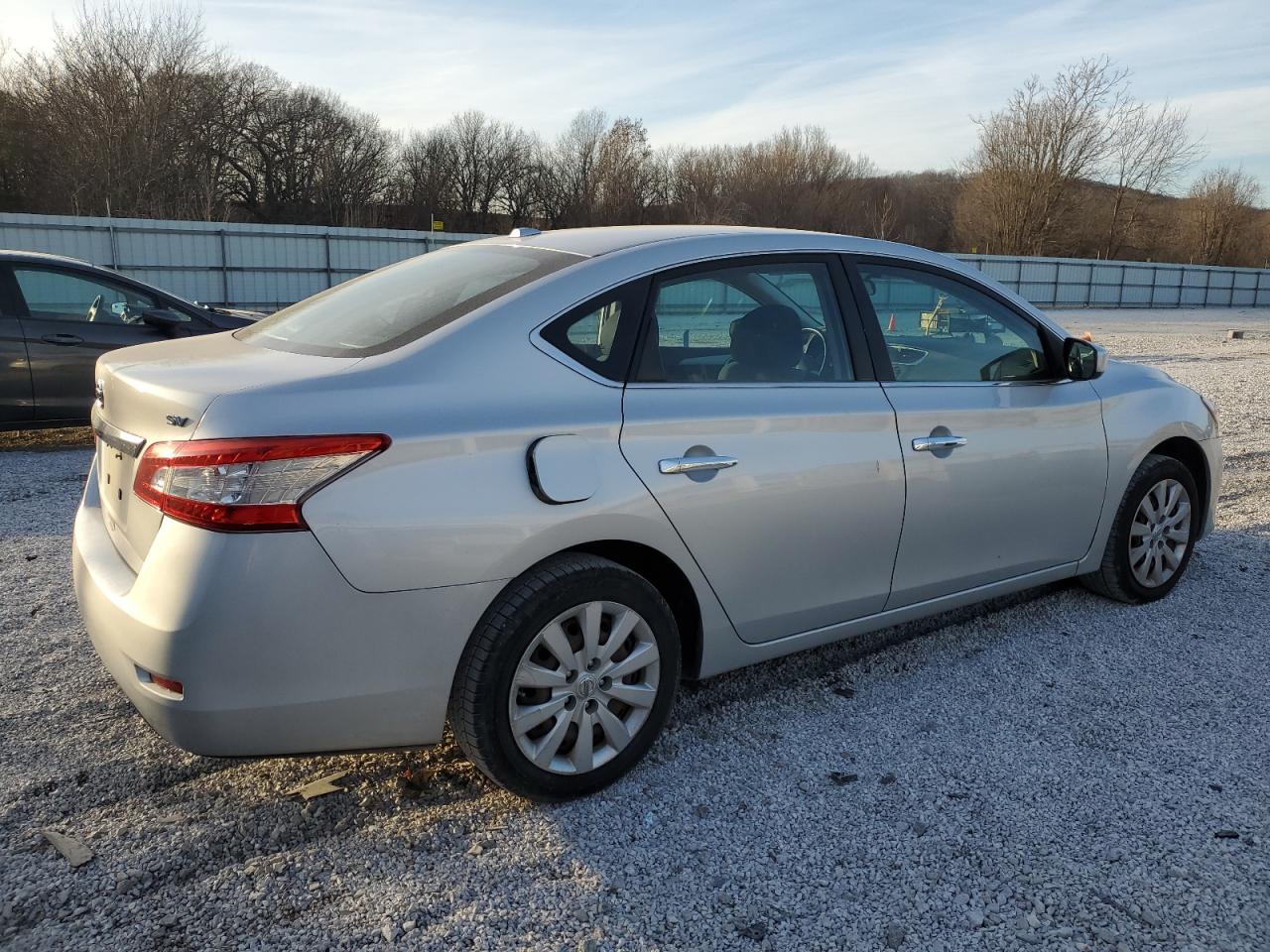 2015 Nissan Sentra - Image 3