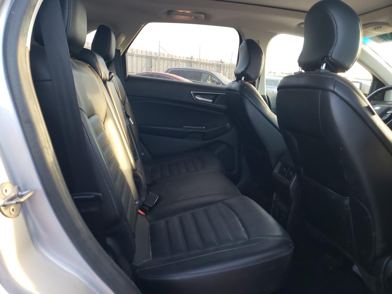2015 Ford Edge - Image 11