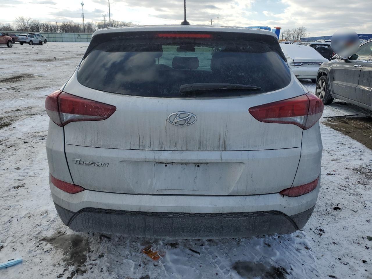 2017 Hyundai Tucson - Image 6