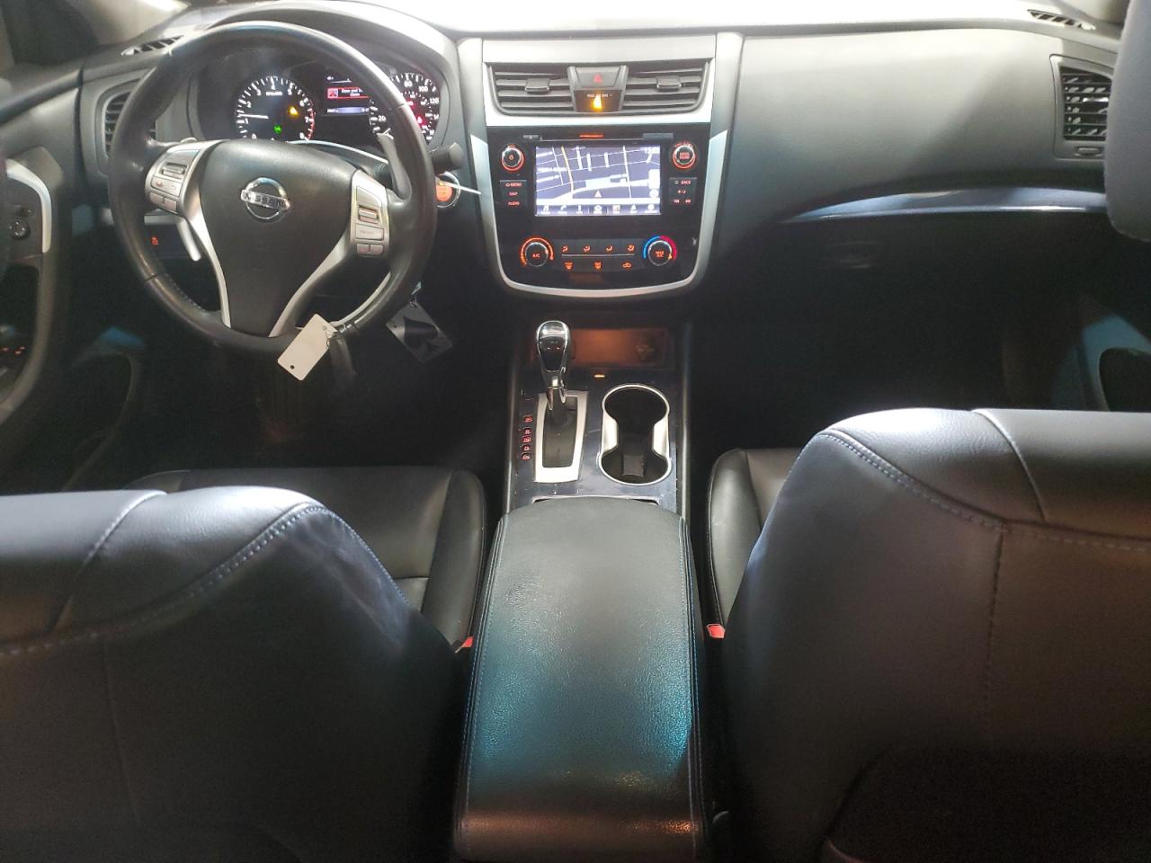2018 Nissan Altima - Image 8