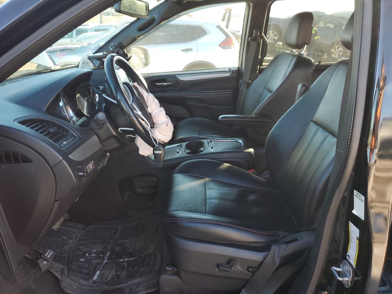 2019 Dodge Caravan - Image 7
