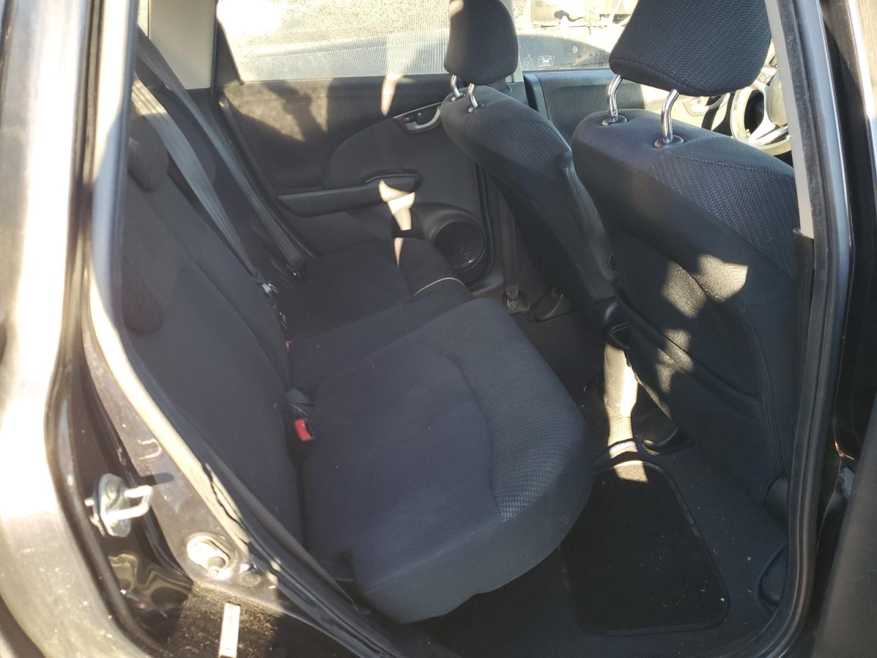 2013 Honda Fit - Image 10