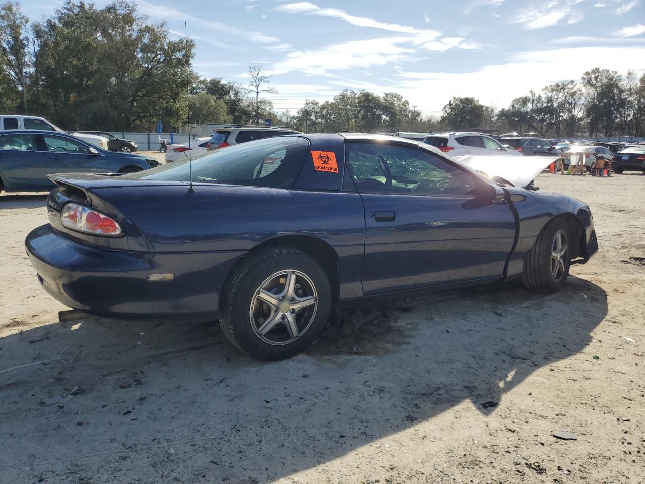 2000 Chevrolet Camaro - Image 3