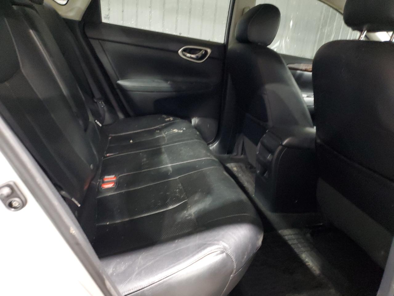 2014 Nissan Sentra - Image 10