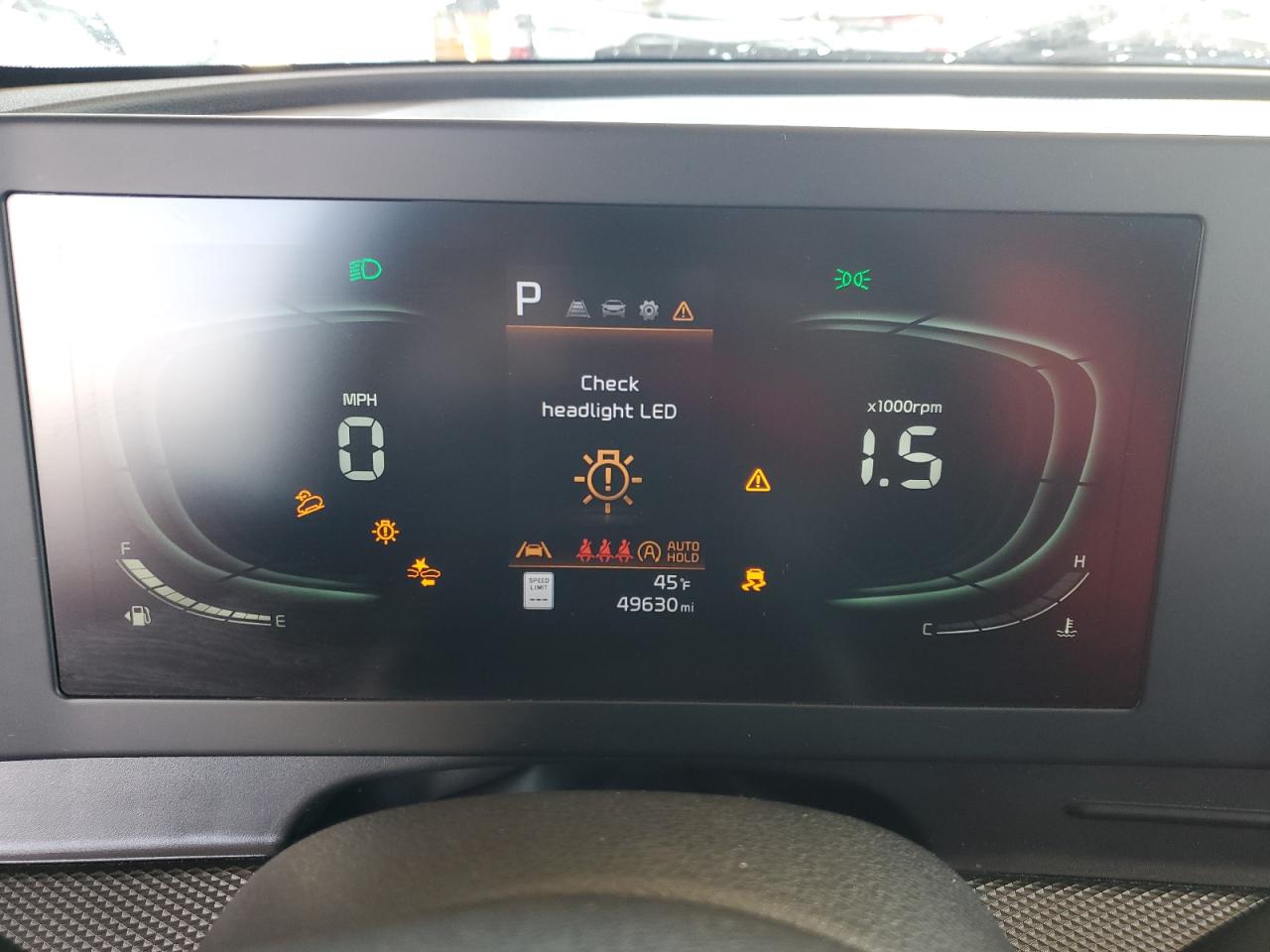 2023 Kia Sportage - Image 9