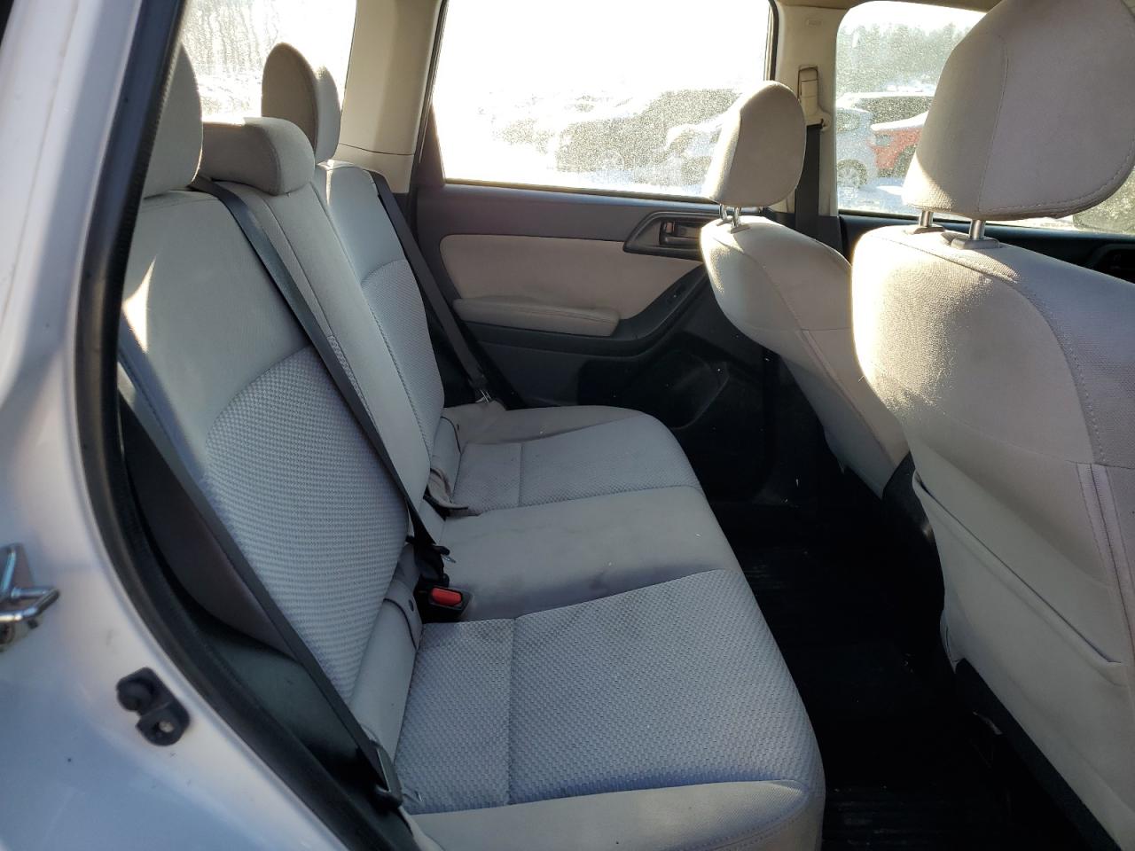 2016 Subaru Forester - Image 10