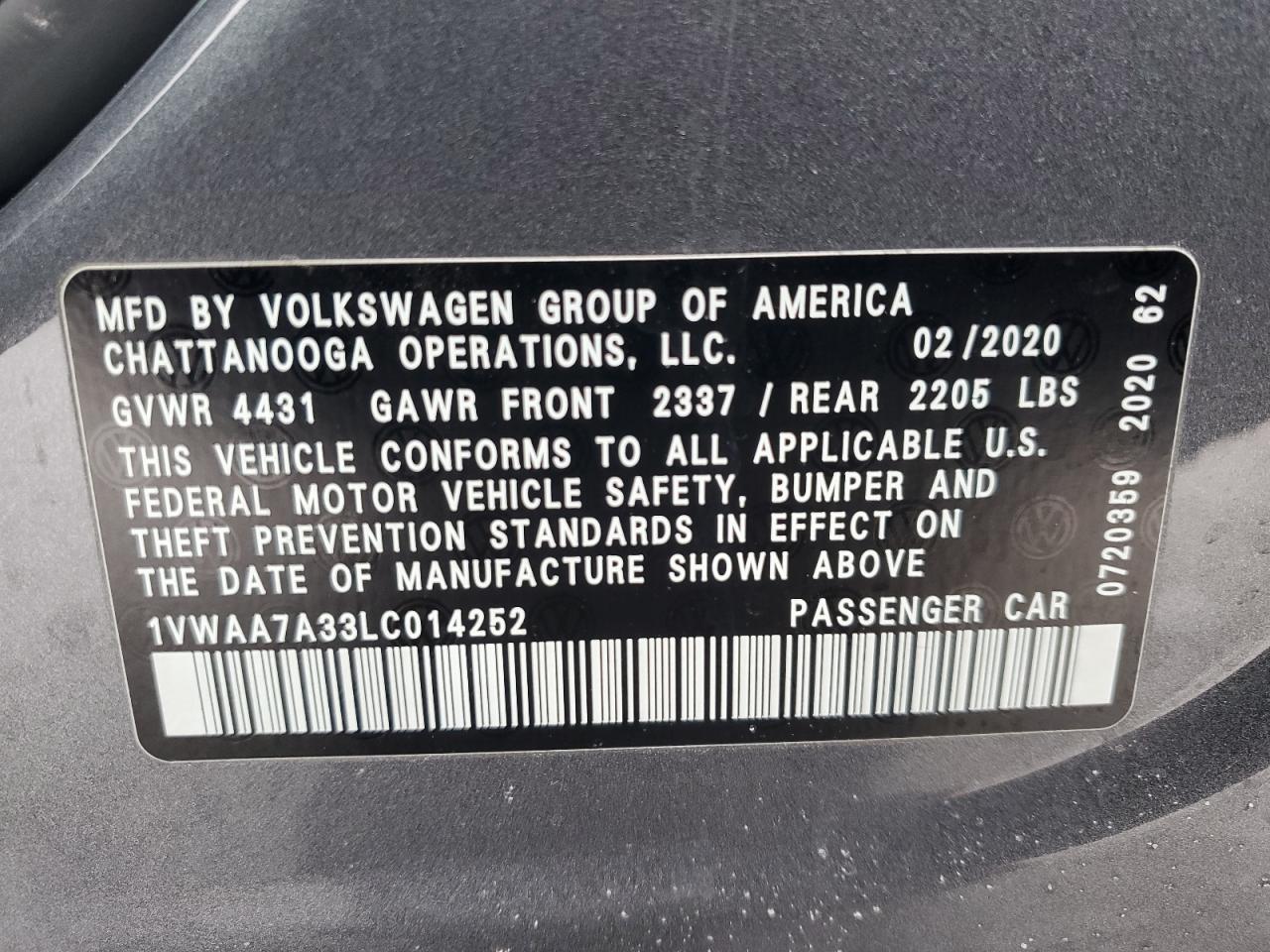 2020 Volkswagen Passat - Image 13