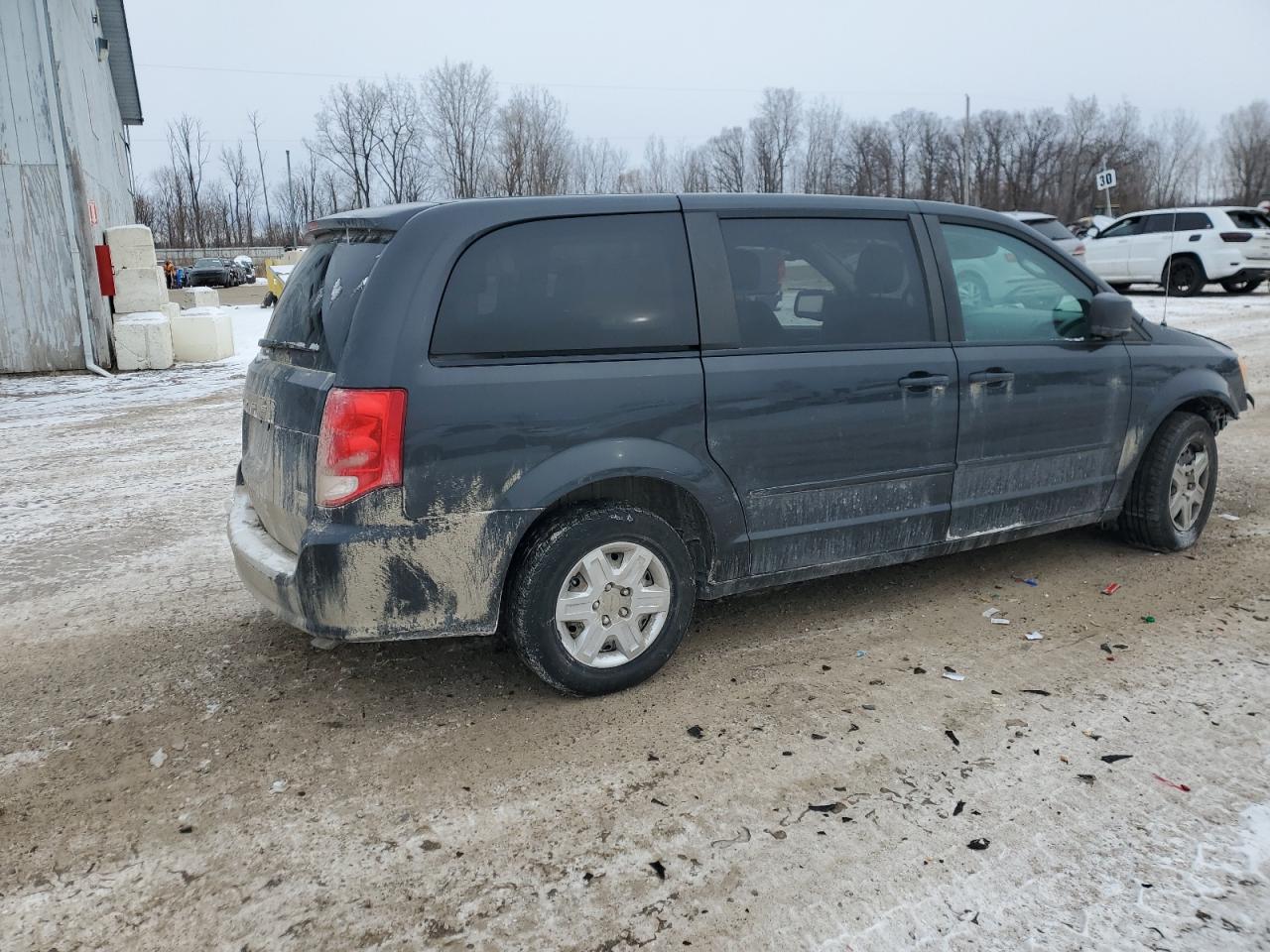 2011 Dodge Caravan - Image 3