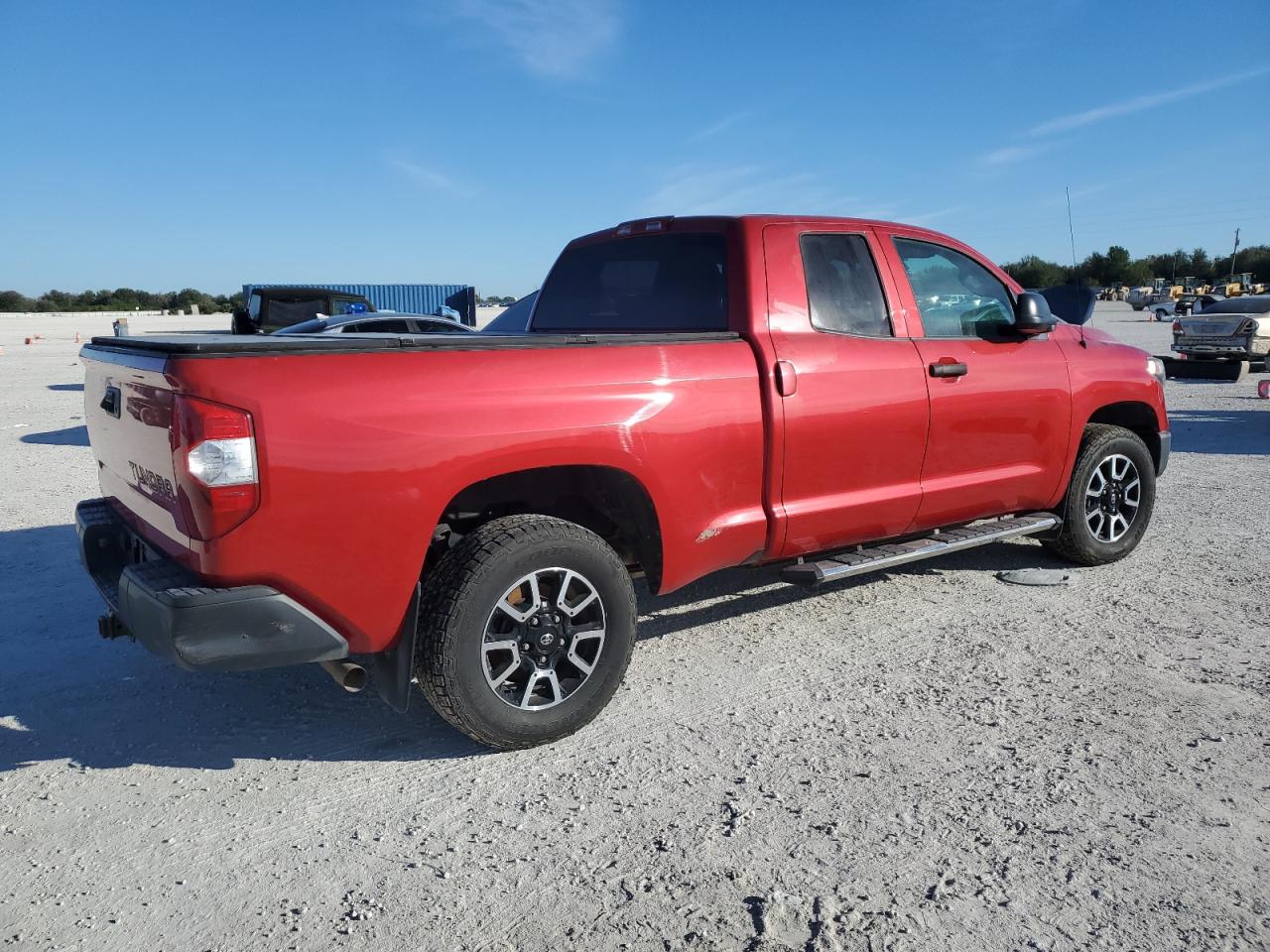 VIN 5TFRM5F19KX141863 2019 TOYOTA TUNDRA no.3