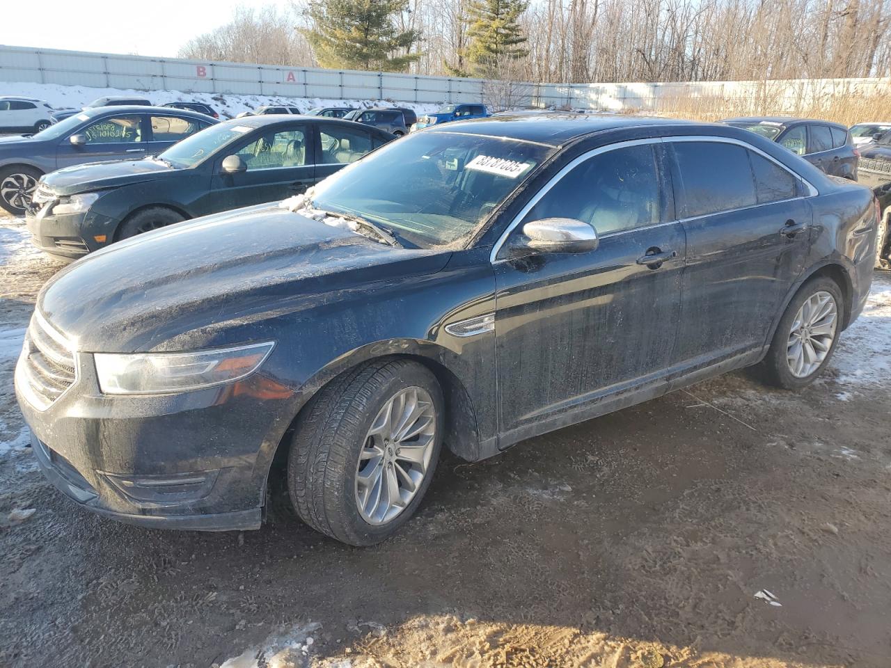 2015 Ford Taurus - Image 1