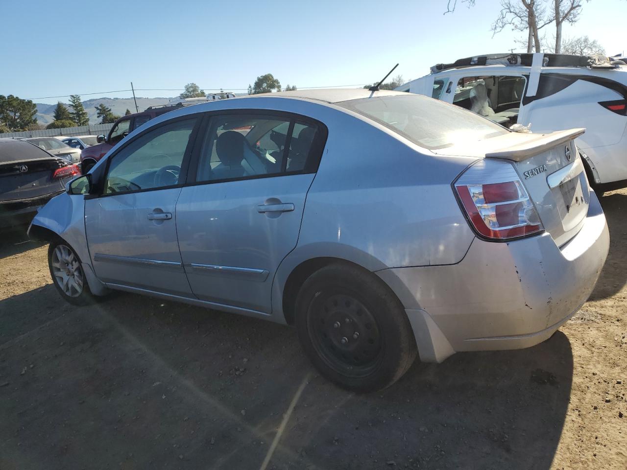 2012 Nissan Sentra - Image 2