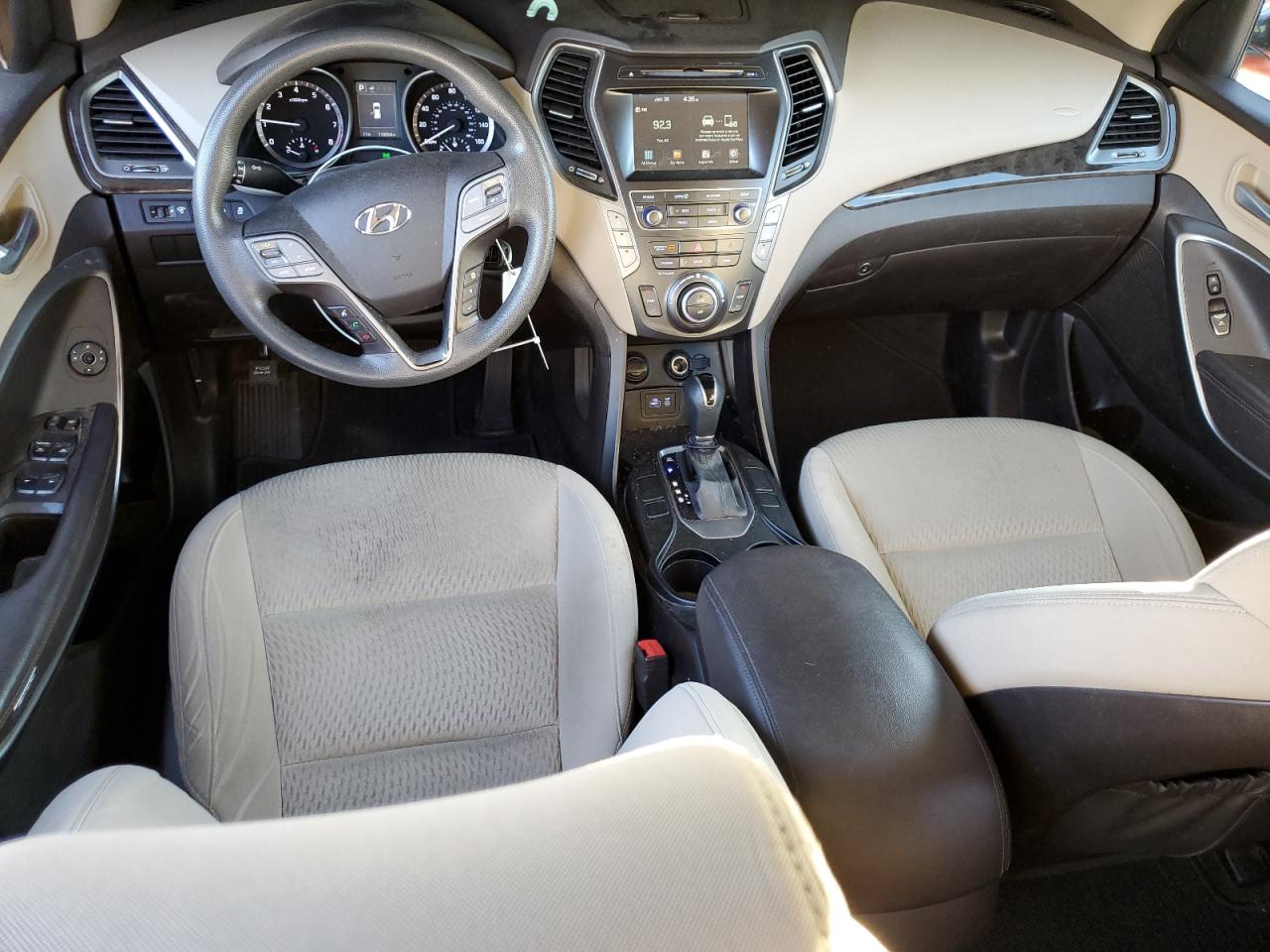 2018 Hyundai Santa Fe - Image 8