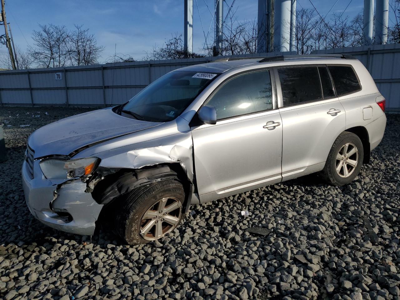 2010 Toyota Highlander - Image 1