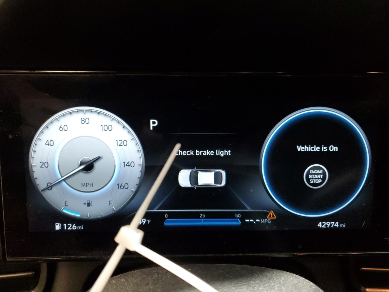 2023 Hyundai Elantra - Image 9