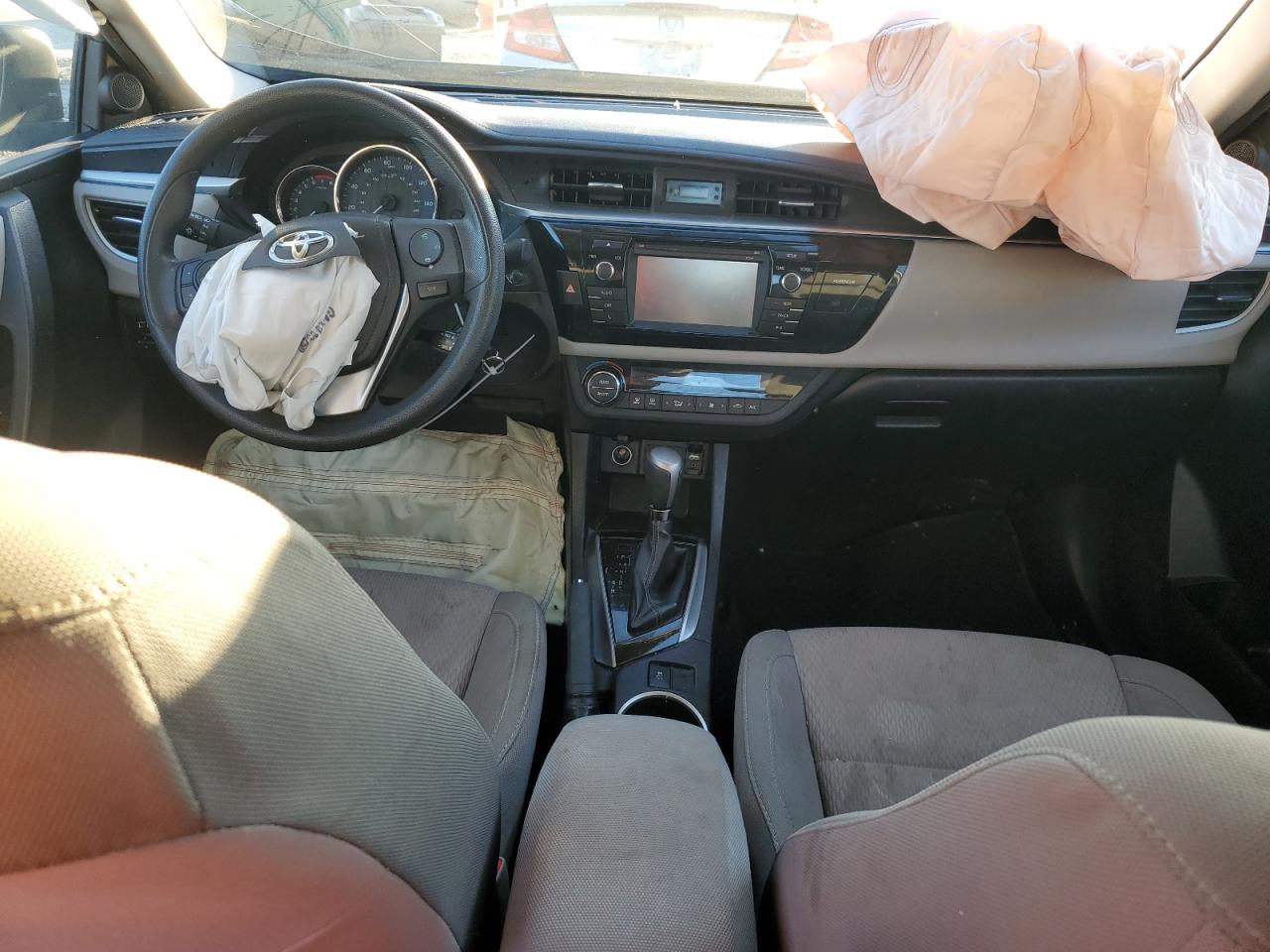 2015 Toyota Corolla - Image 8