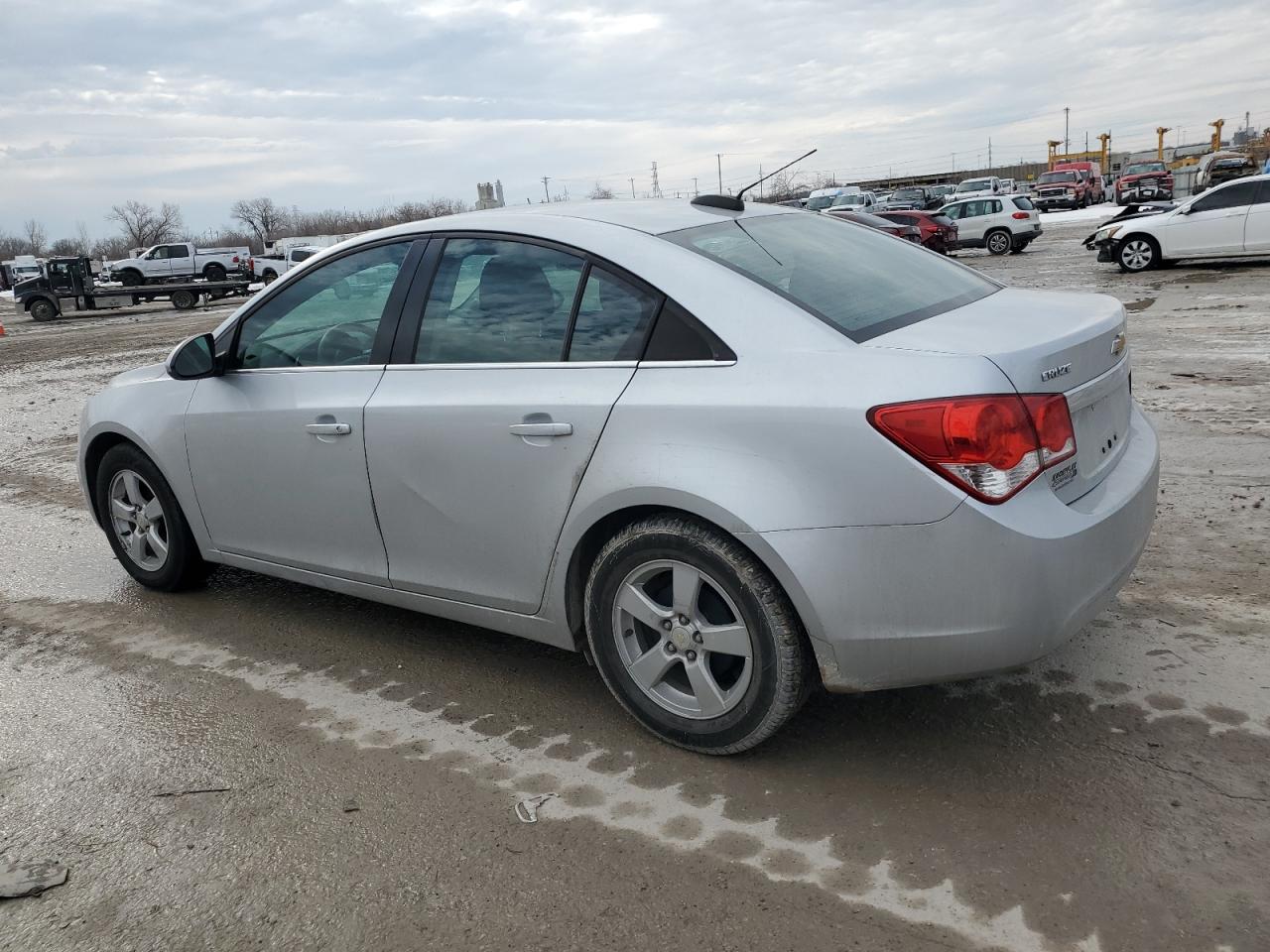 VIN 1G1PE5SB8G7171231 2016 CHEVROLET CRUZE no.2