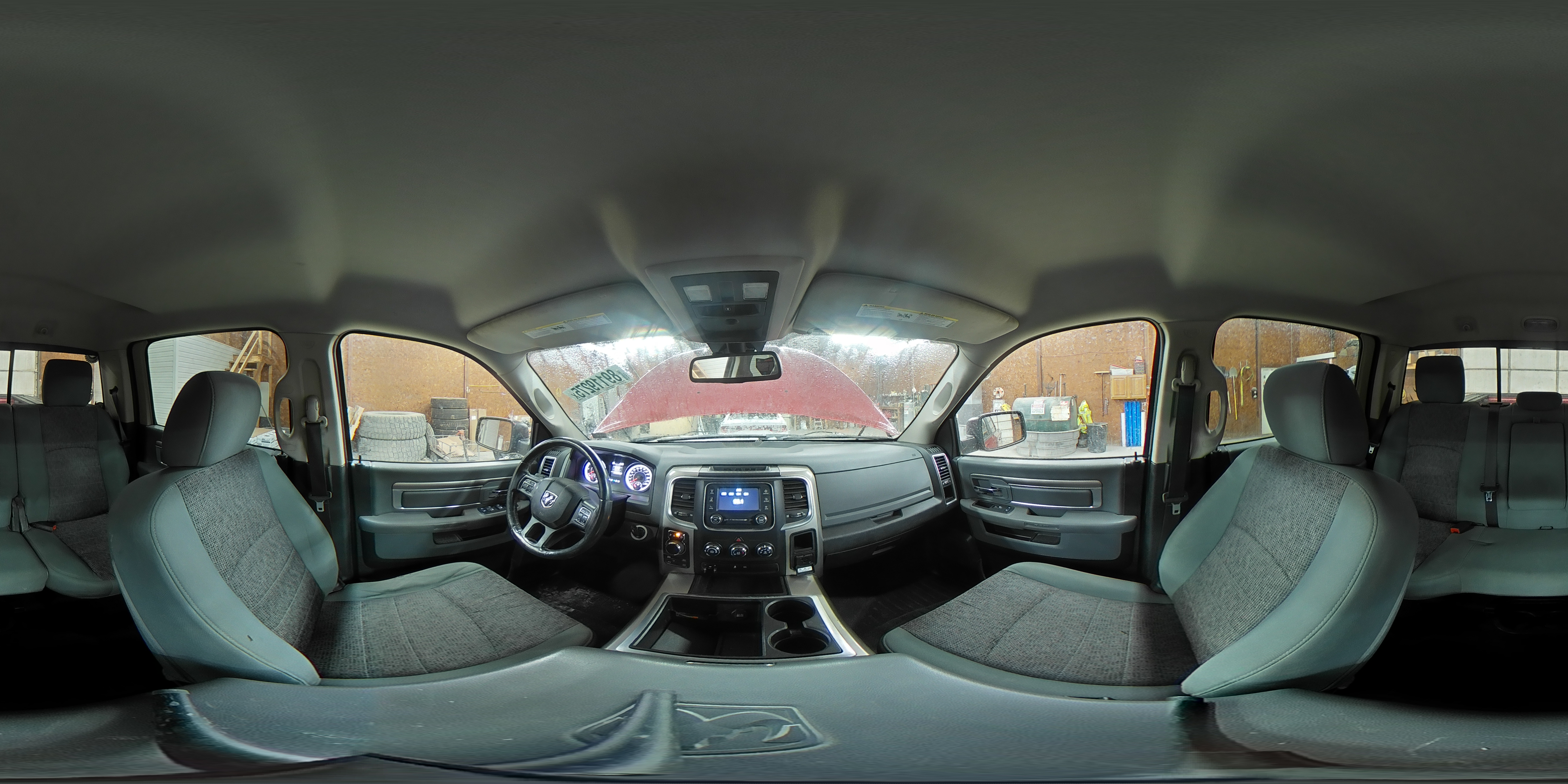 2015 RAM 1500 - Image 15