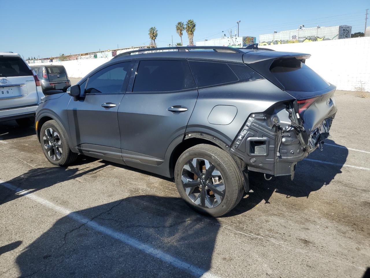 2023 Kia Sportage - Image 2