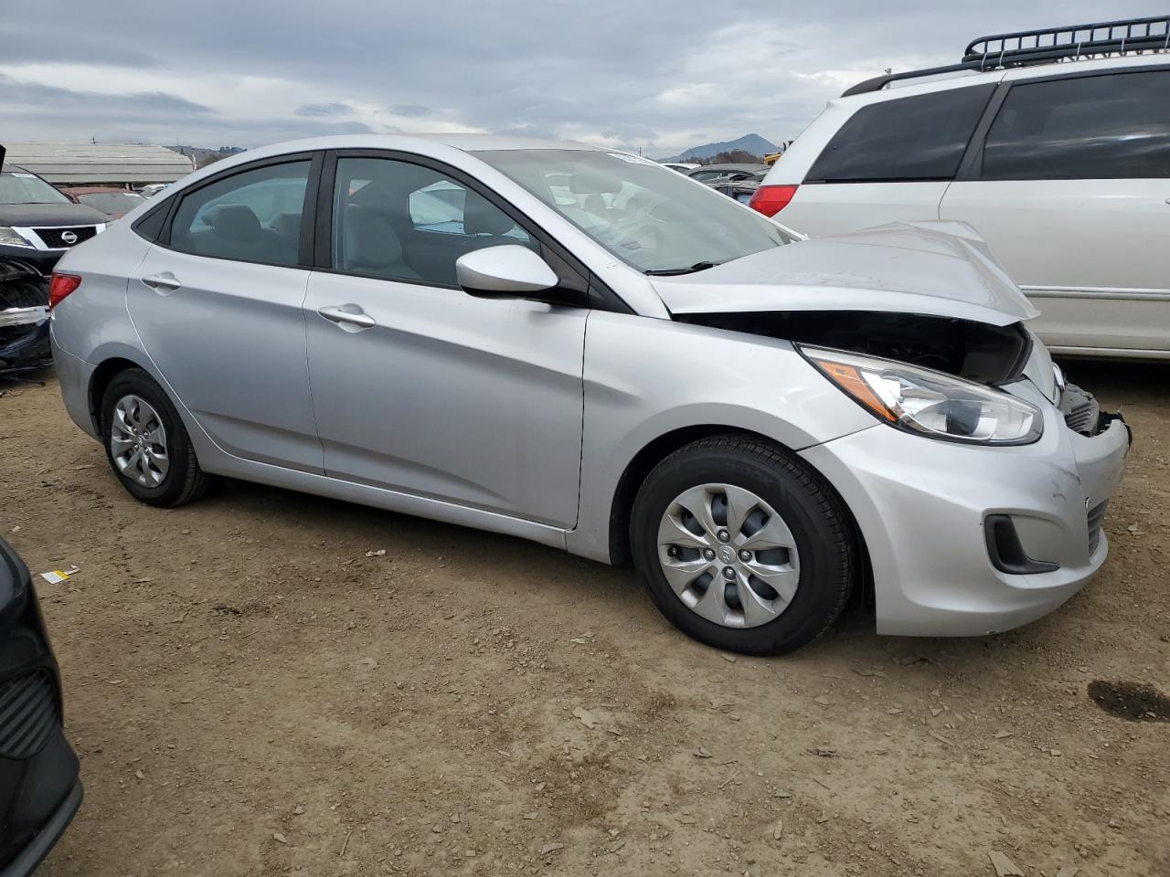 2017 Hyundai Accent - Image 4