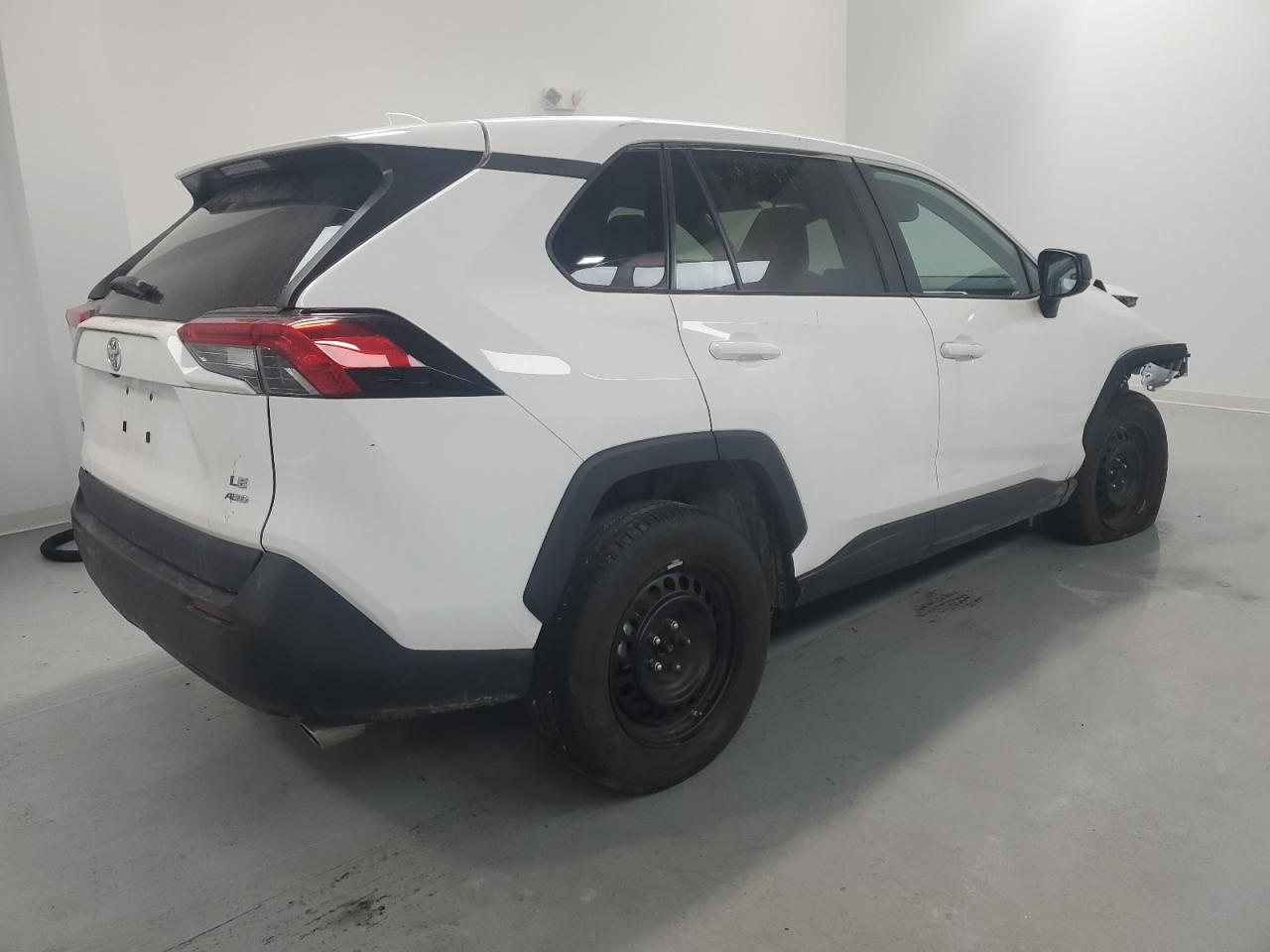 2024 Toyota RAV 4 - Image 3
