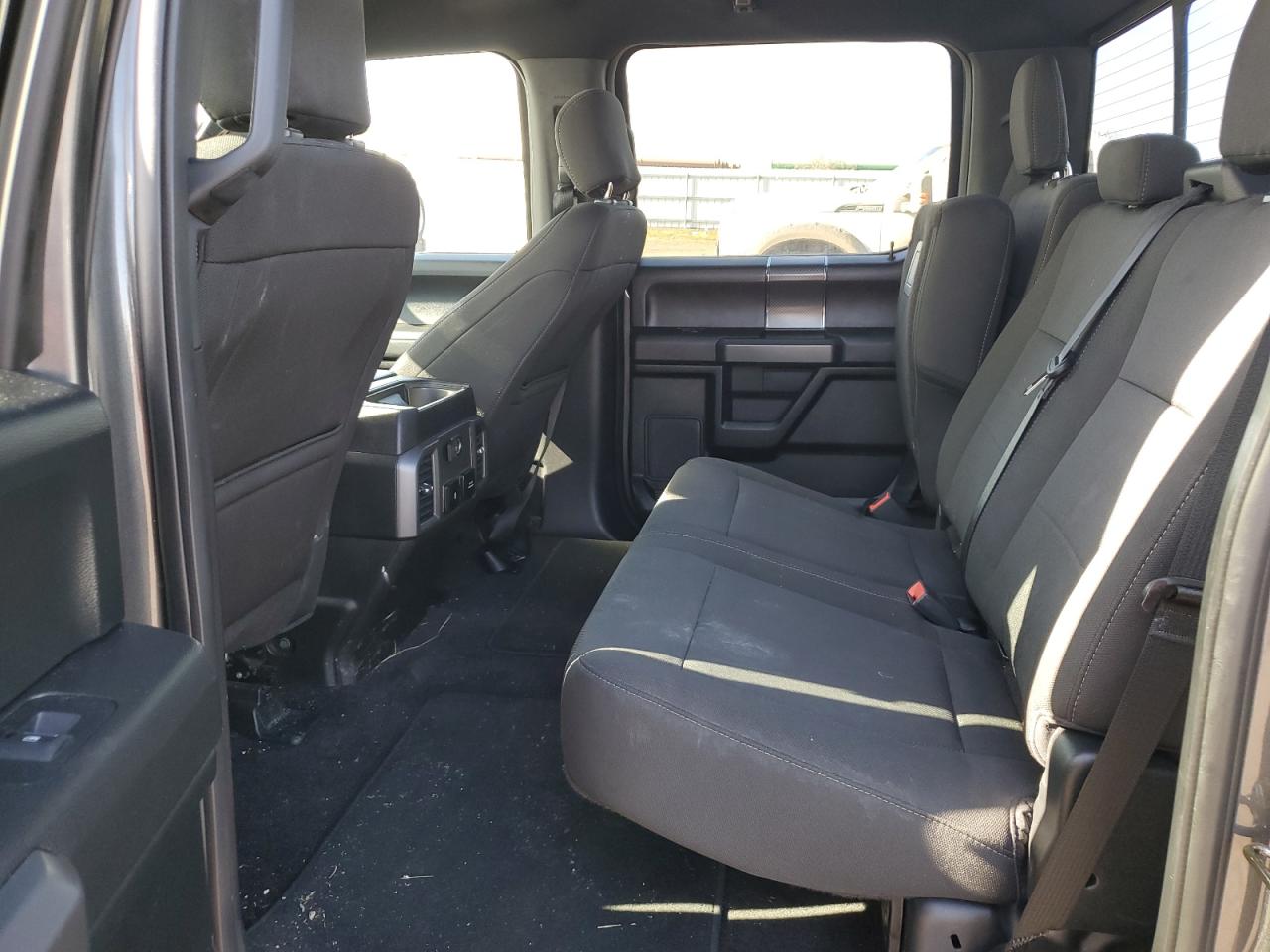 2018 Ford F-150 - Image 10