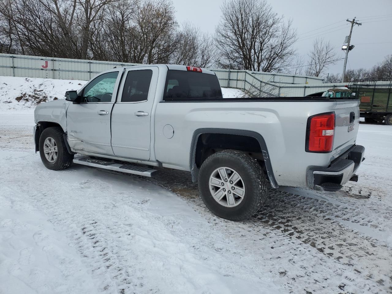 2017 GMC Sierra - Image 2