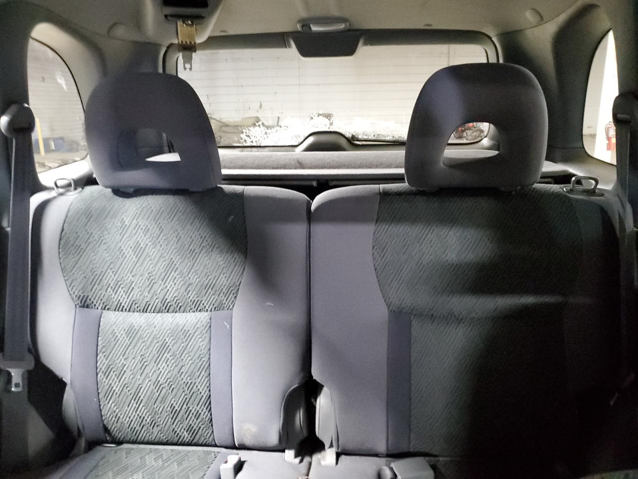 2003 Toyota RAV 4 - Image 10