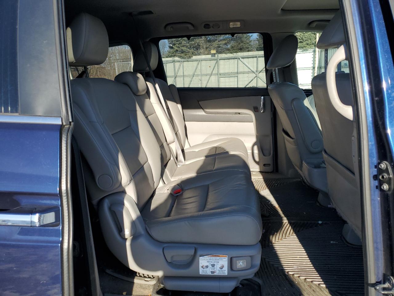 2015 Honda Odyssey - Image 11