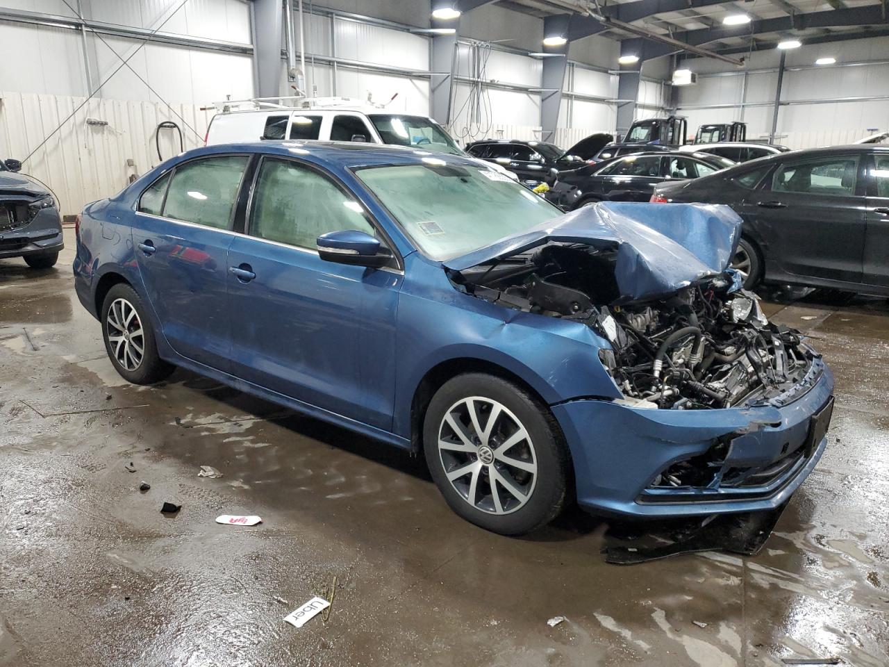 2017 Volkswagen Jetta - Image 4