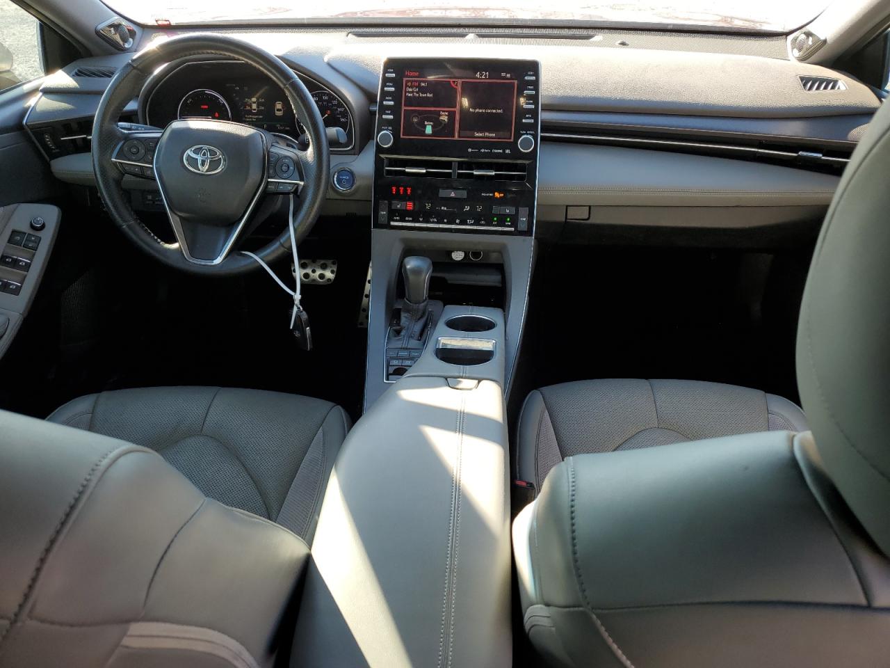 2019 Toyota Avalon - Image 8