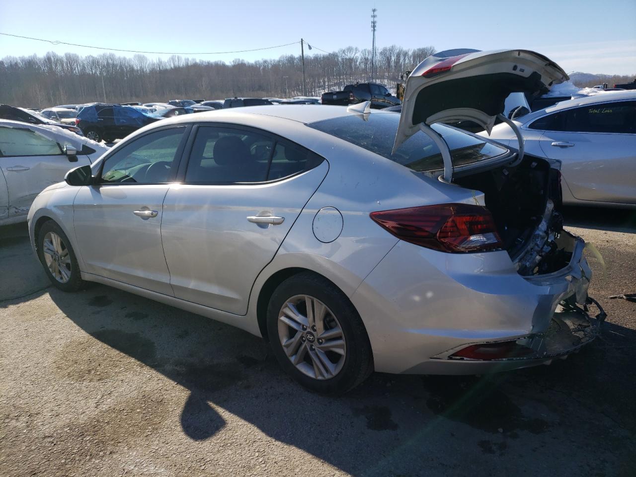 2019 Hyundai Elantra - Image 2