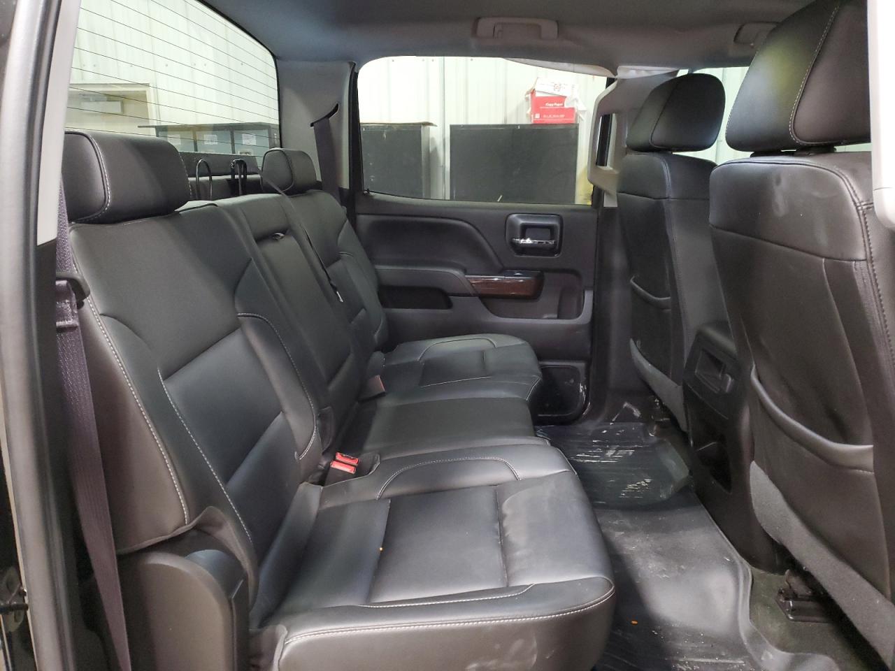 2016 GMC Sierra - Image 10