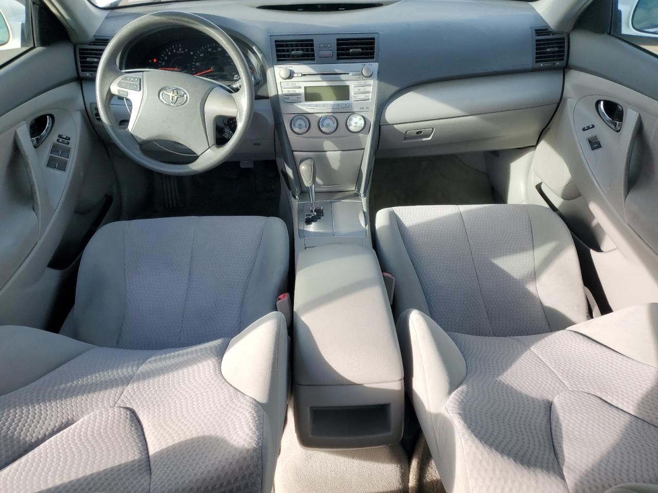 2010 Toyota Camry - Image 8