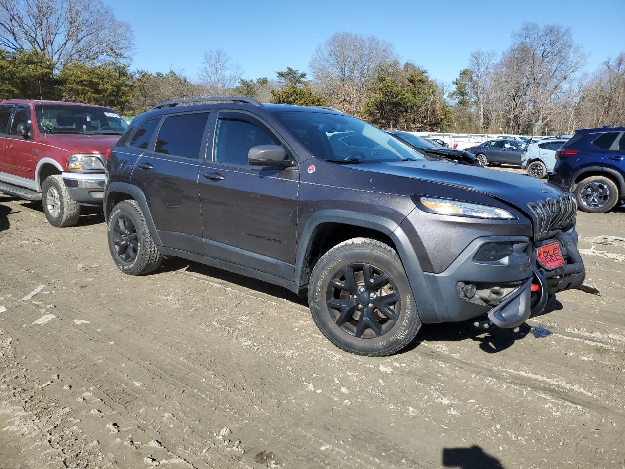 2018 Jeep Cherokee - Image 4