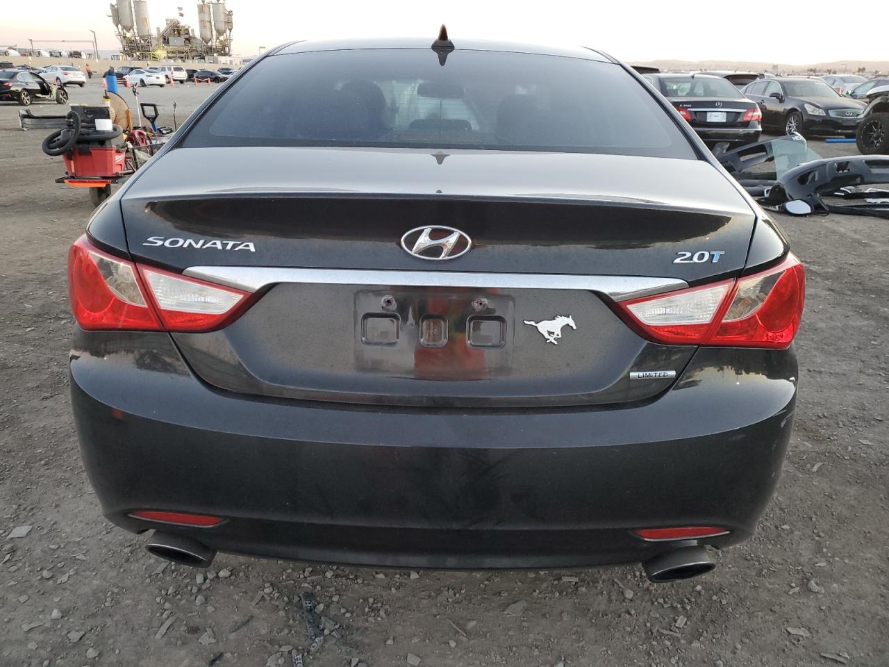 2011 Hyundai Sonata - Image 6