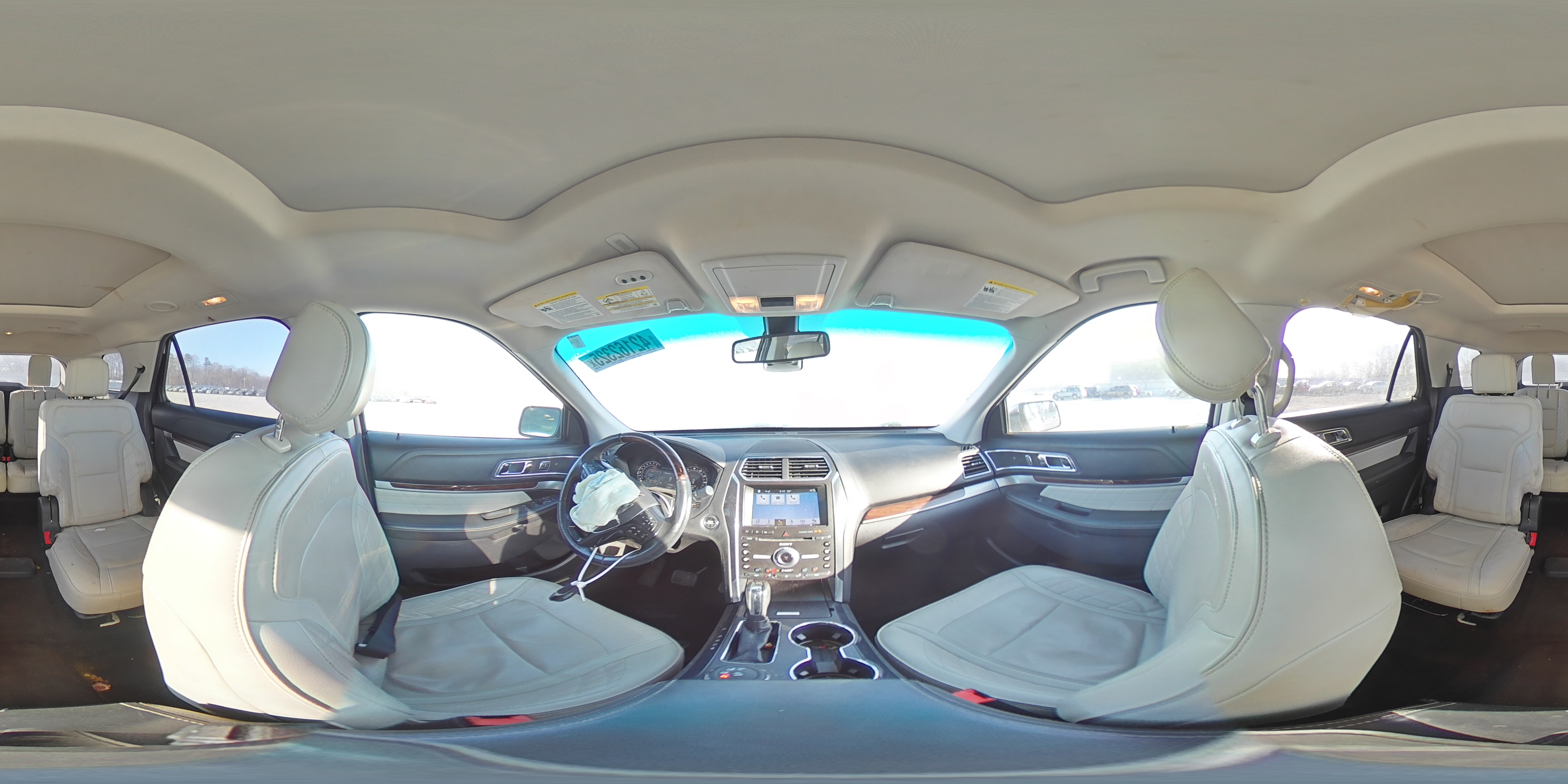 2017 Ford Explorer - Image 14