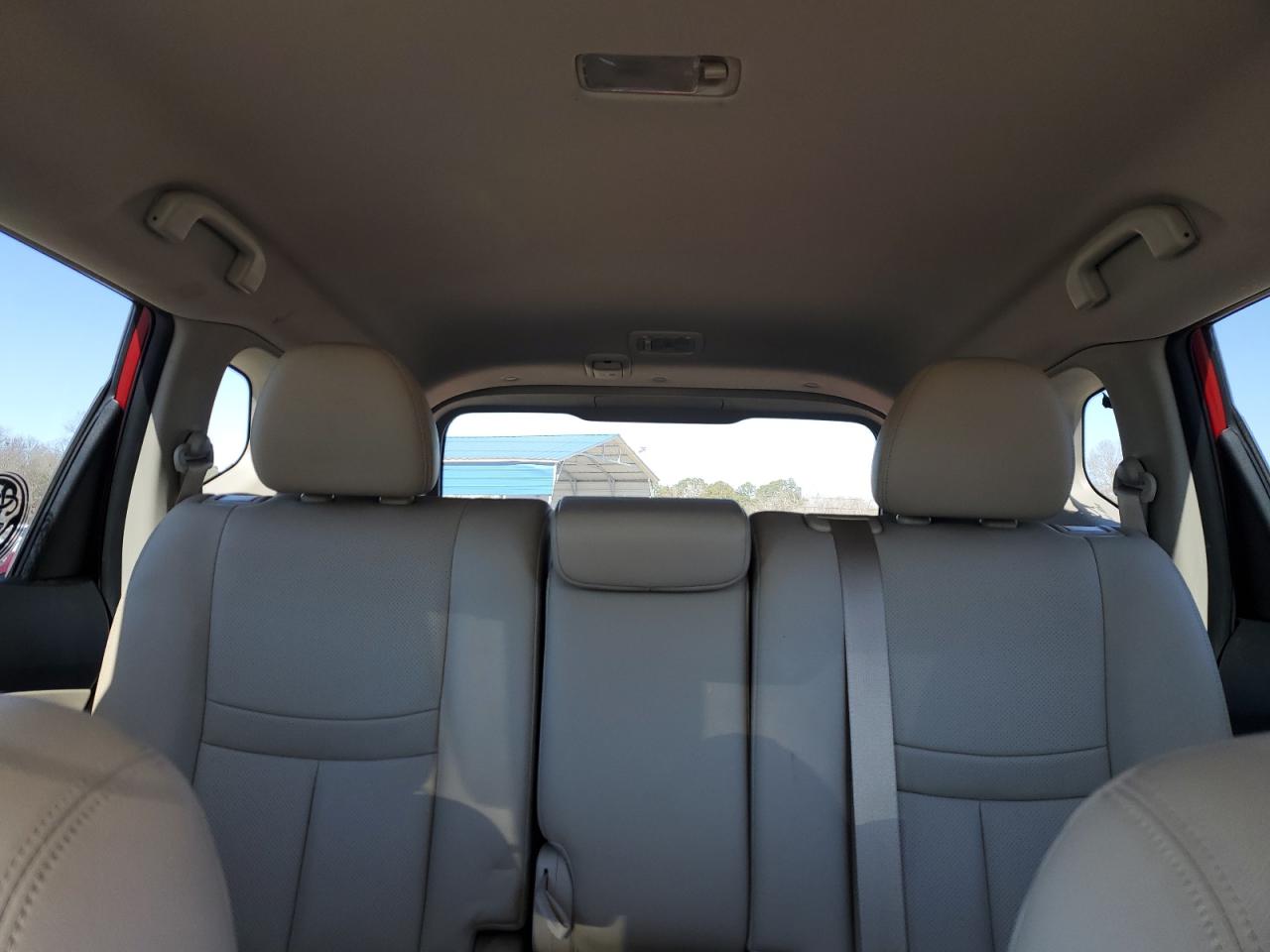 2017 Nissan Rogue - Image 10