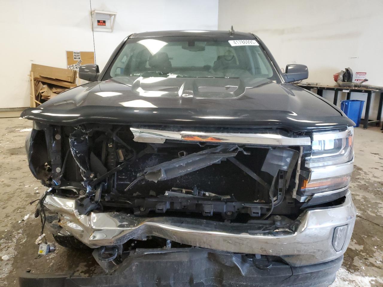 2016 Chevrolet Silverado - Image 5