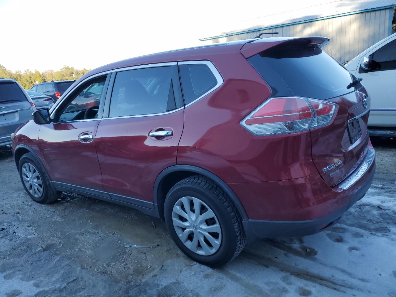 2014 Nissan Rogue - Image 2