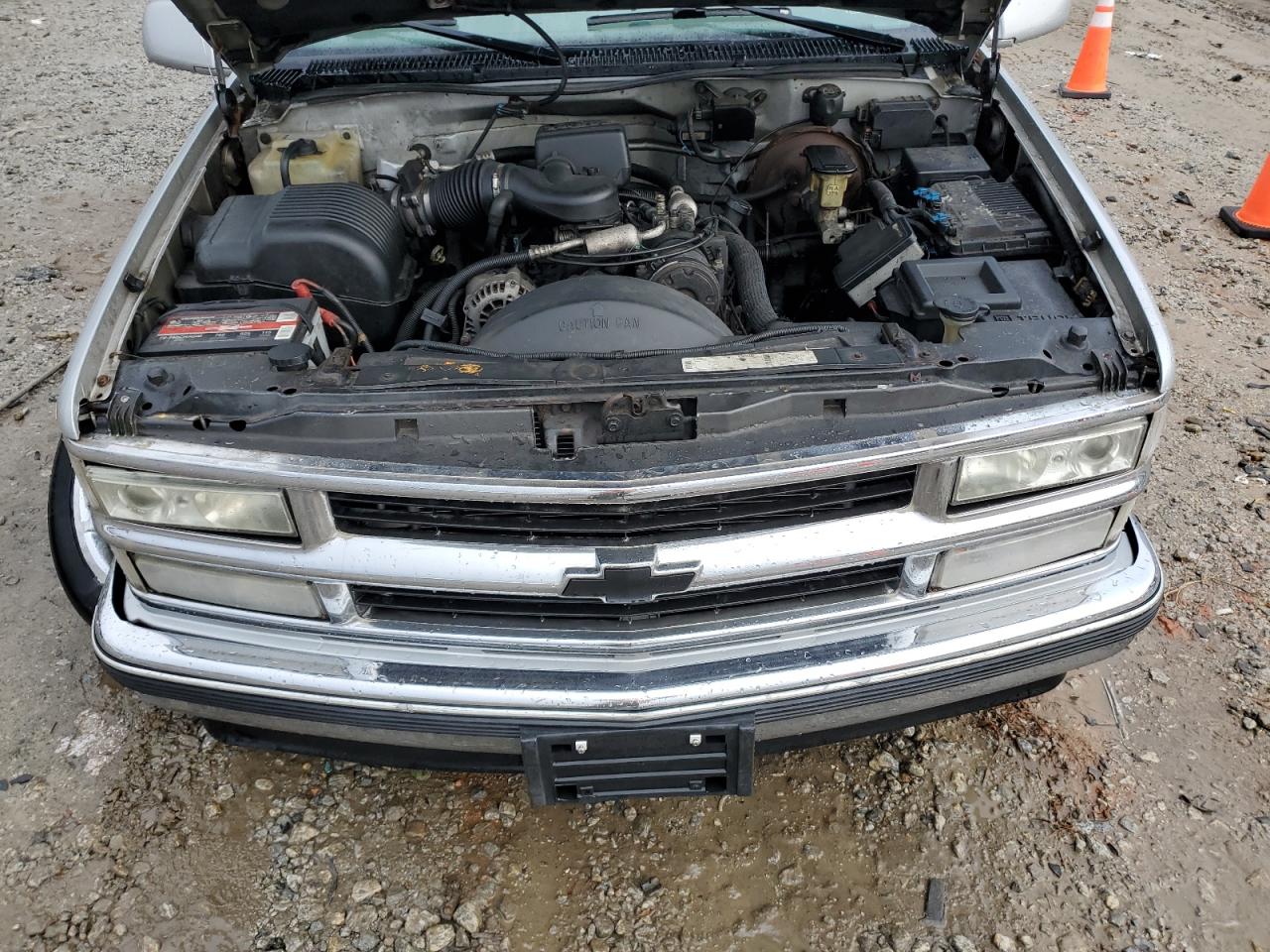 1997 Chevrolet Tahoe - Image 12