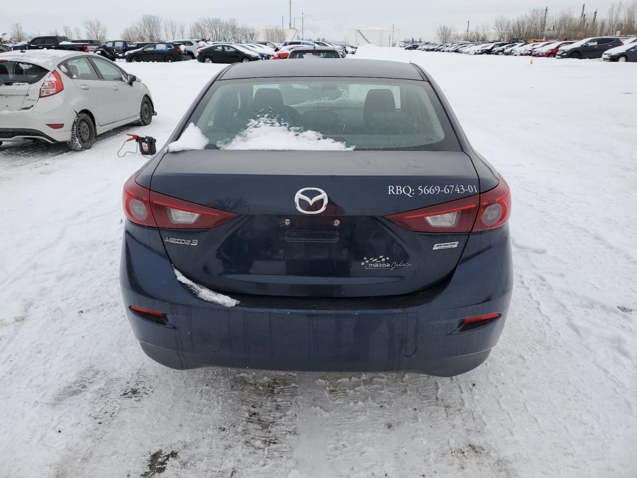 2015 Mazda 3 - Image 6