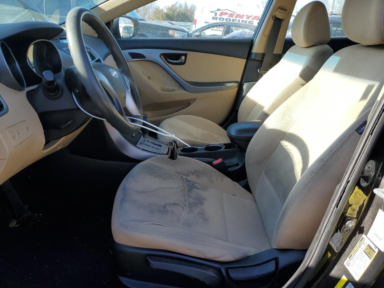 2013 Hyundai Elantra - Image 7