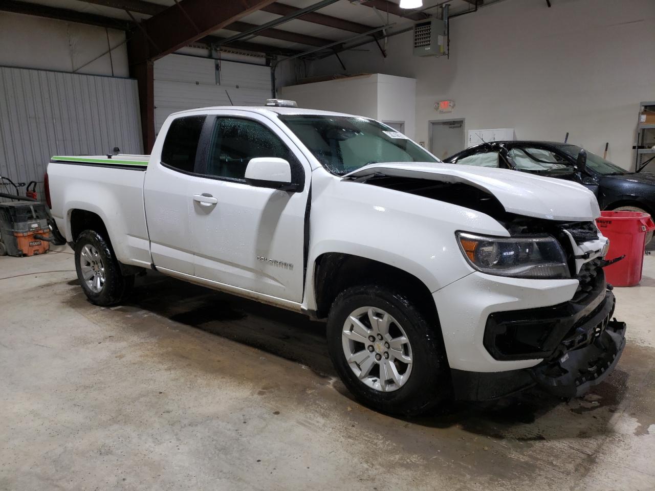 VIN 1GCHSCEA2M1242367 2021 CHEVROLET COLORADO no.4