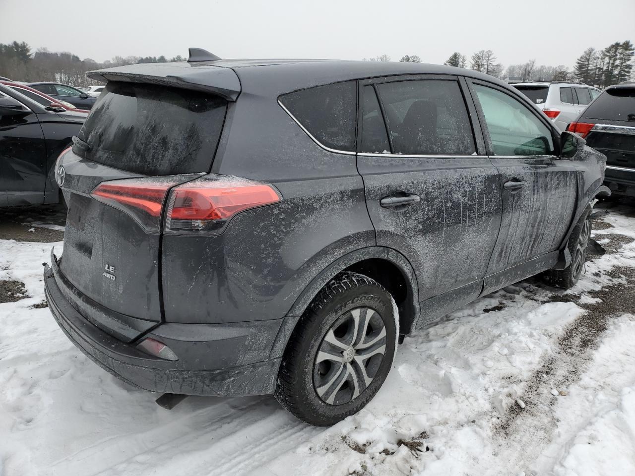2018 Toyota RAV 4 - Image 3
