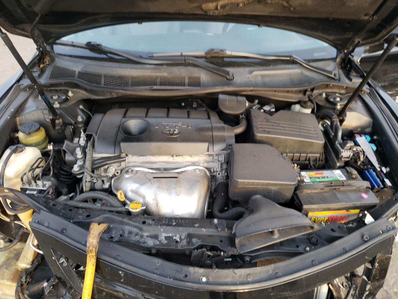2011 Toyota Camry - Image 11