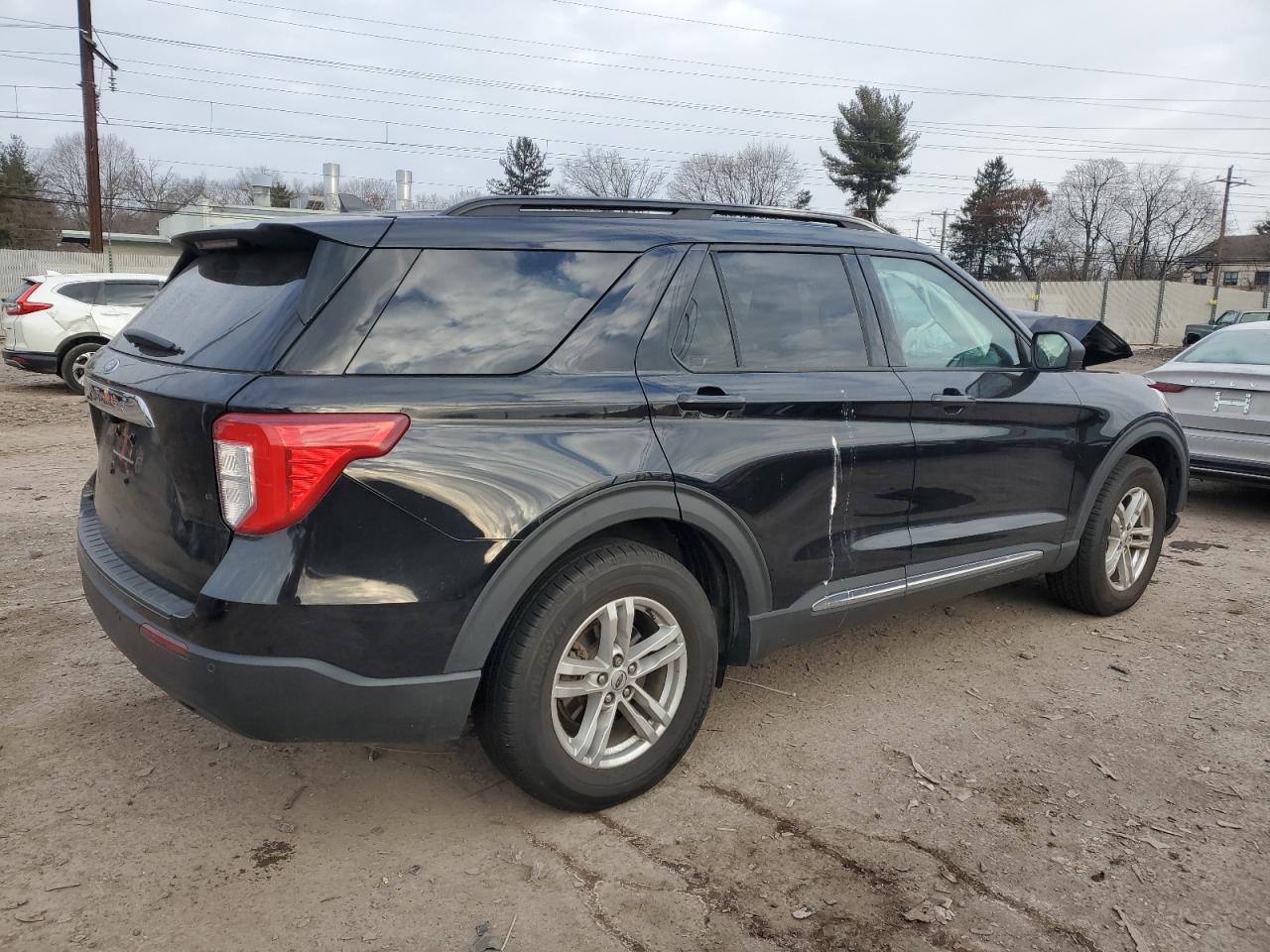 2021 Ford Explorer - Image 3
