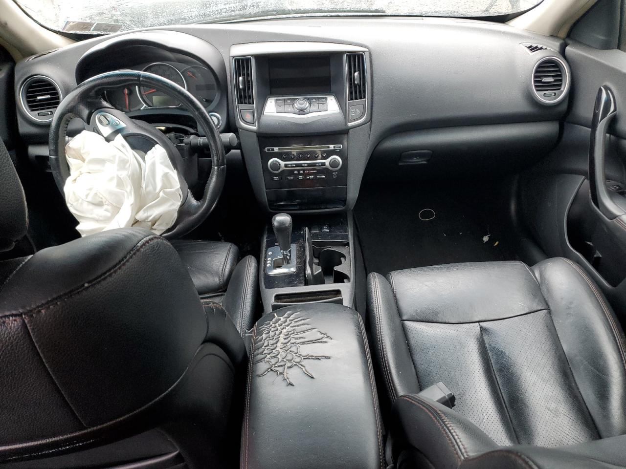 2010 Nissan Maxima - Image 8