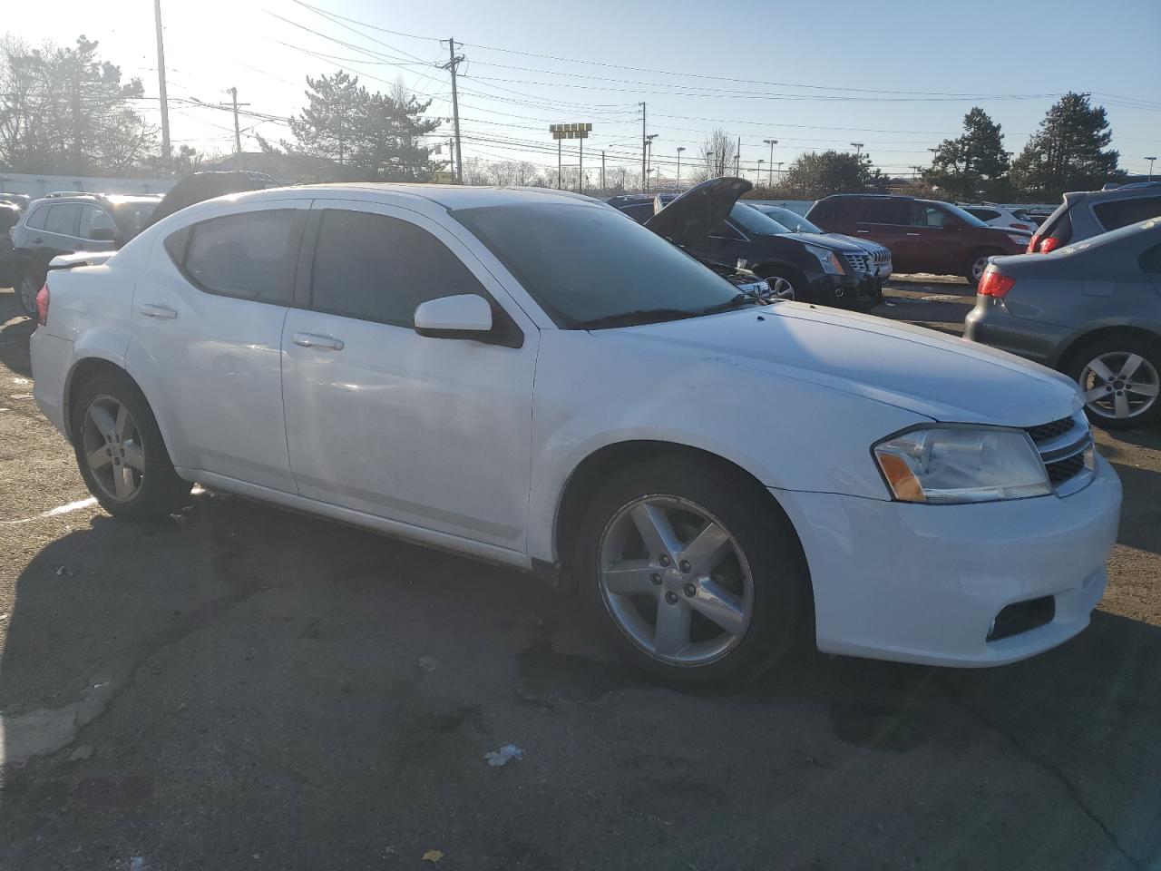 2011 Dodge Avenger - Image 4